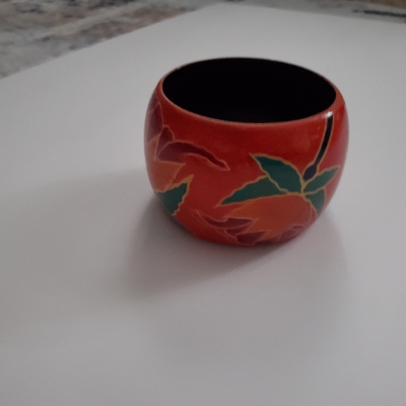 Gorgeous Vibrant Flower Bangle Made in India. Thick bracelet 3 ¼" wide opening - Picture 5 of 10